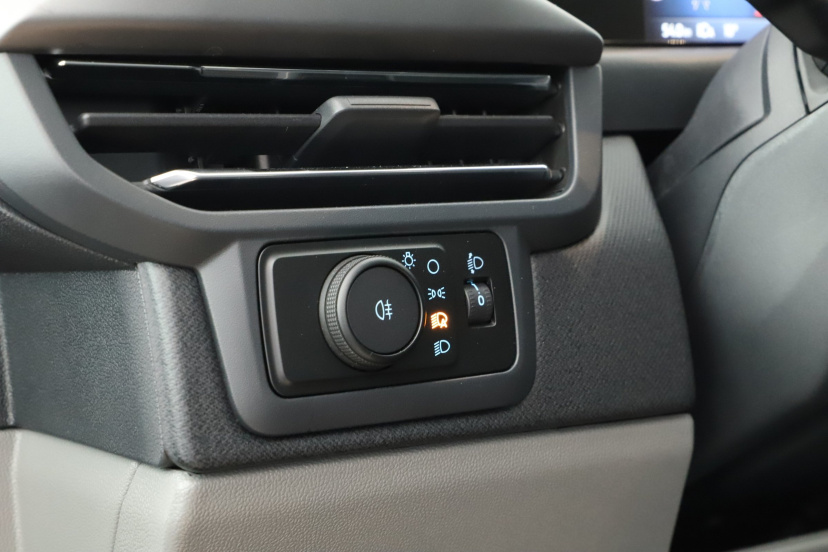 Ford Tourneo Custom, 2025