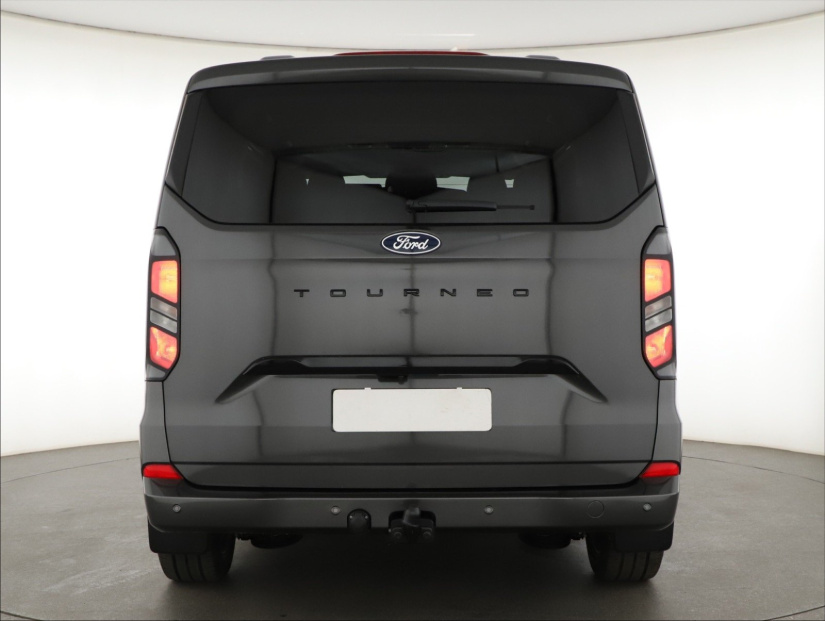 Ford Tourneo Custom, 2025