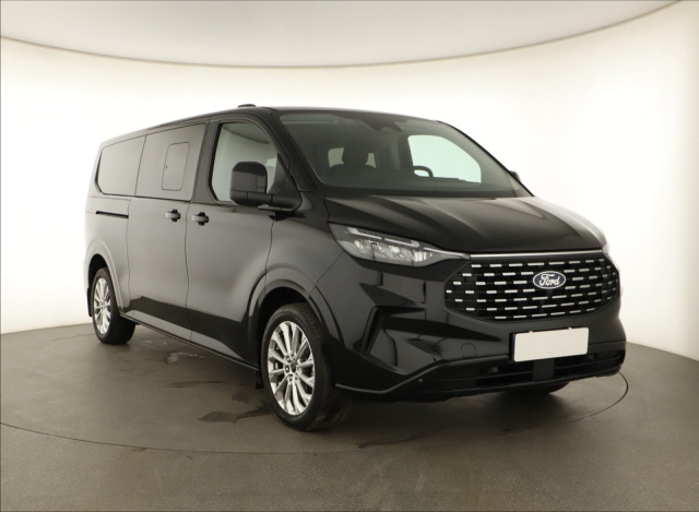 Ford Tourneo Custom 2024