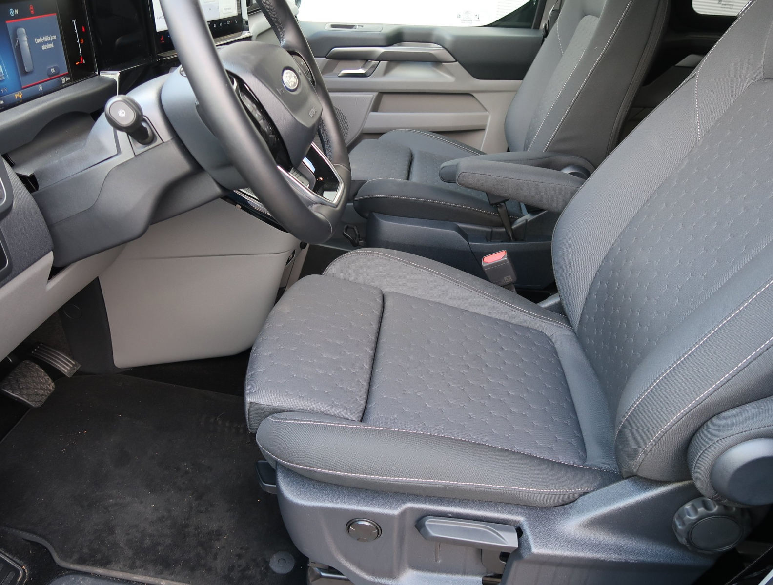 Ford Tourneo Custom - 2024