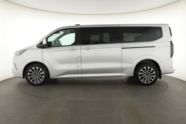 Ford Tourneo Custom - 2025