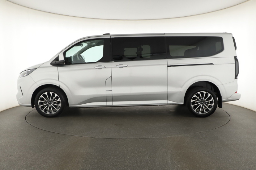 Ford Tourneo Custom, 2025