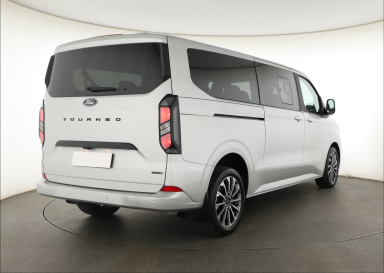 Ford Tourneo Custom - 2025