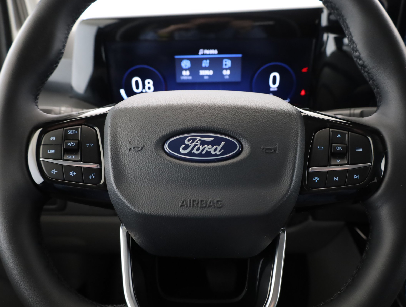 Ford Tourneo Custom - 2025