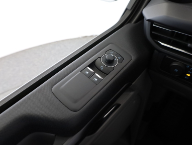 Ford Tourneo Custom - 2025