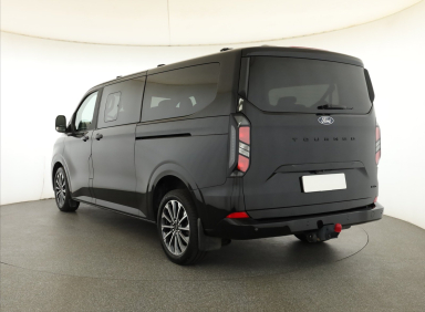 Ford Tourneo Custom - 2025