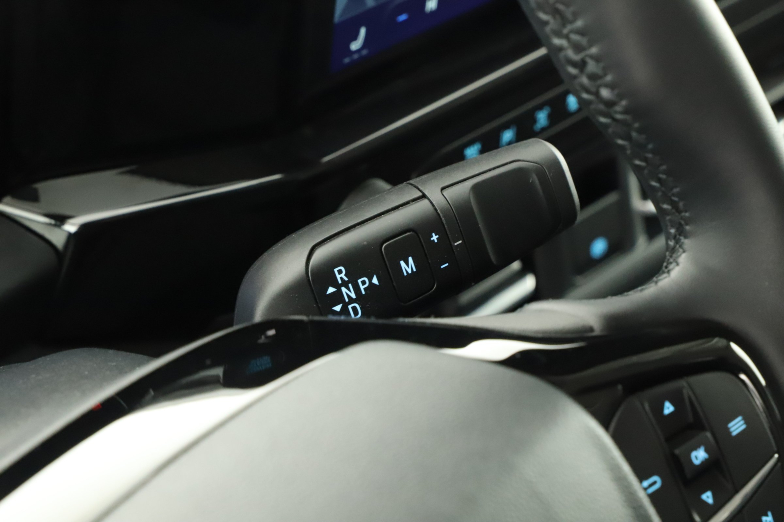 Ford Tourneo Custom - 2025