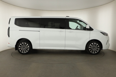 Ford Tourneo Custom - 2025