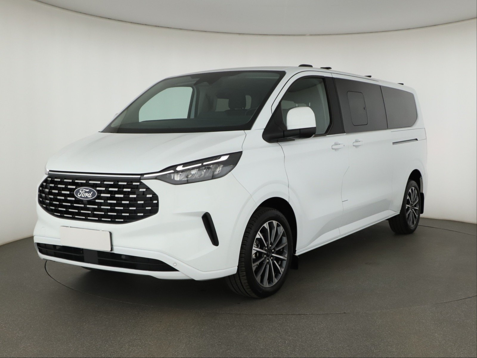 Ford Tourneo Custom - 2025