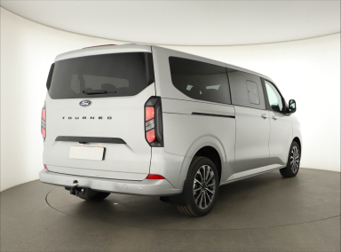 Ford Tourneo Custom - 2025