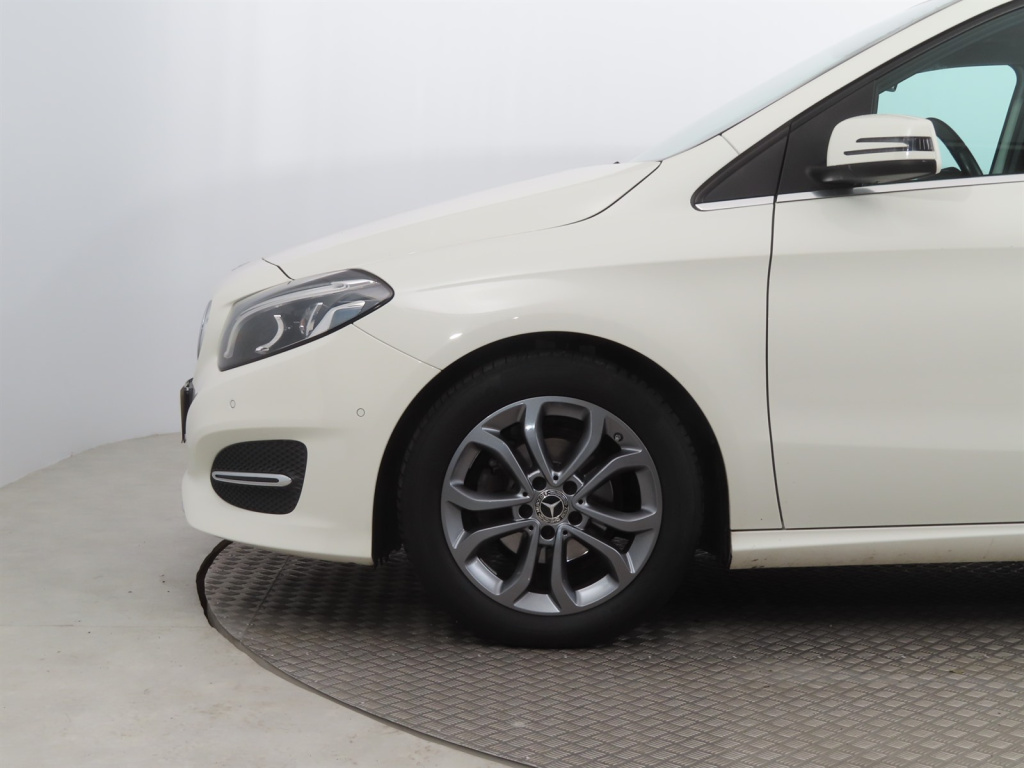 Mercedes-Benz B
