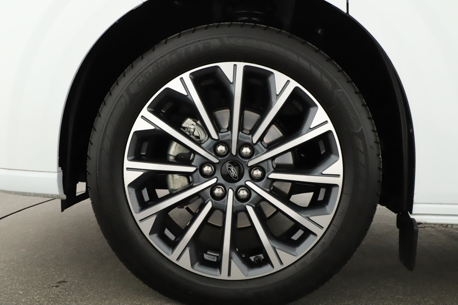 Ford Tourneo Custom - 2025