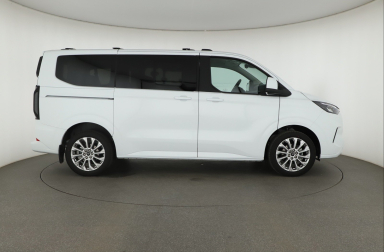 Ford Tourneo Custom - 2025