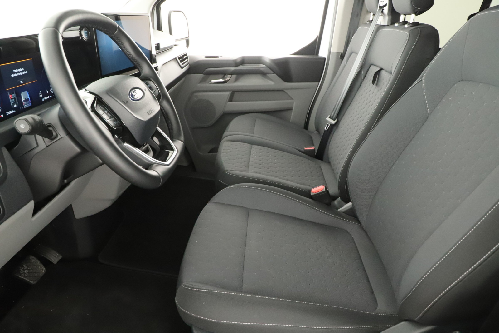 Ford Tourneo Custom - 2025