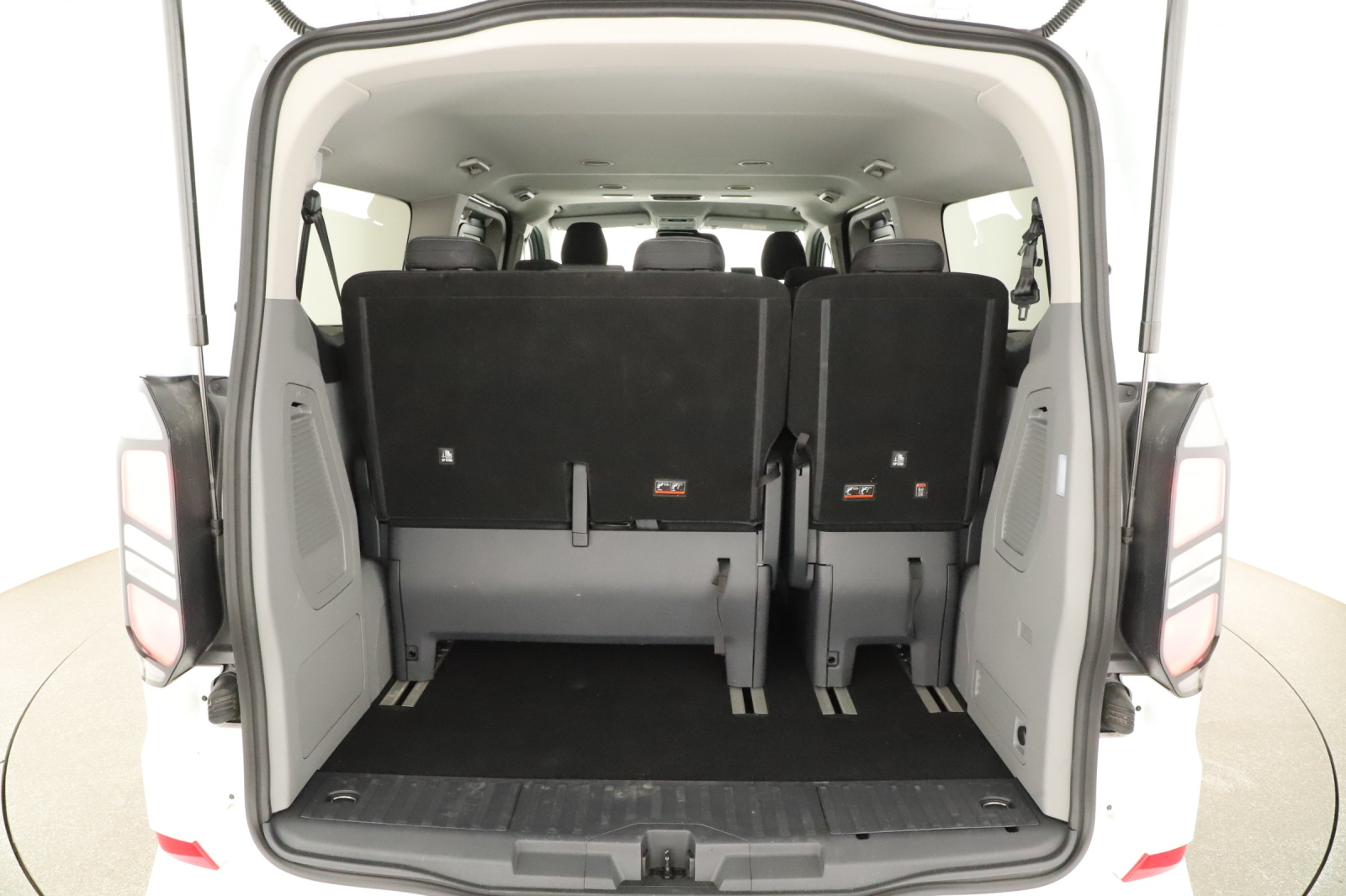 Ford Tourneo Custom - 2025