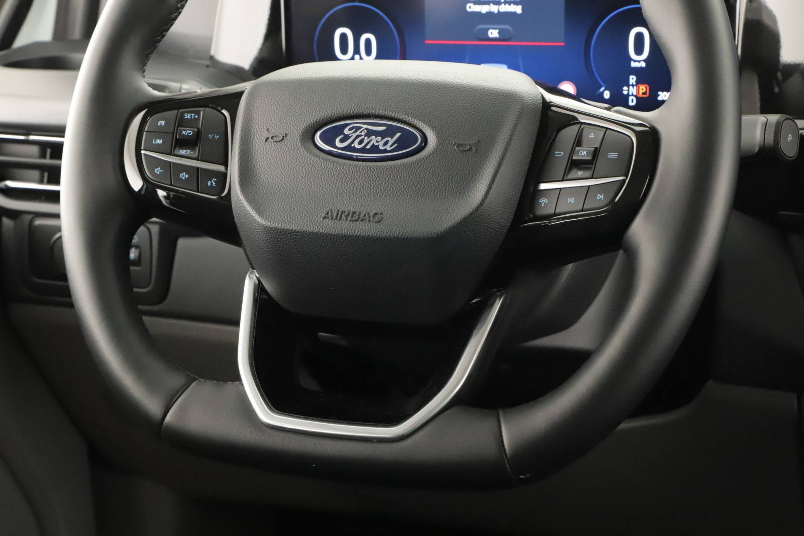 Ford Tourneo Custom - 2025