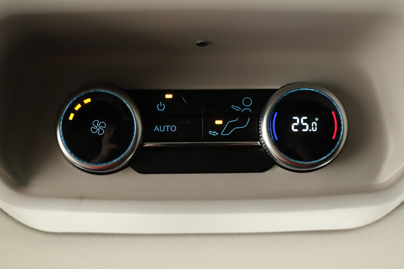 Ford Tourneo Custom - 2025