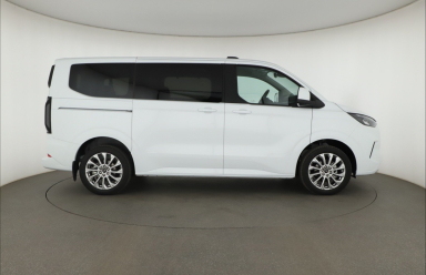 Ford Tourneo Custom - 2025