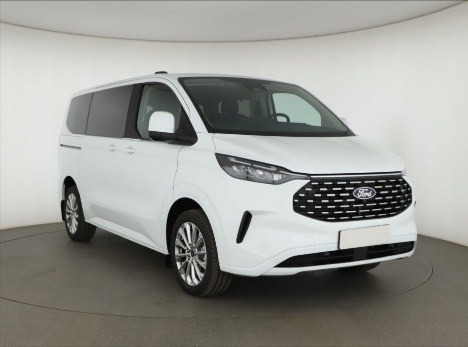 Ford Tourneo Custom - 2025