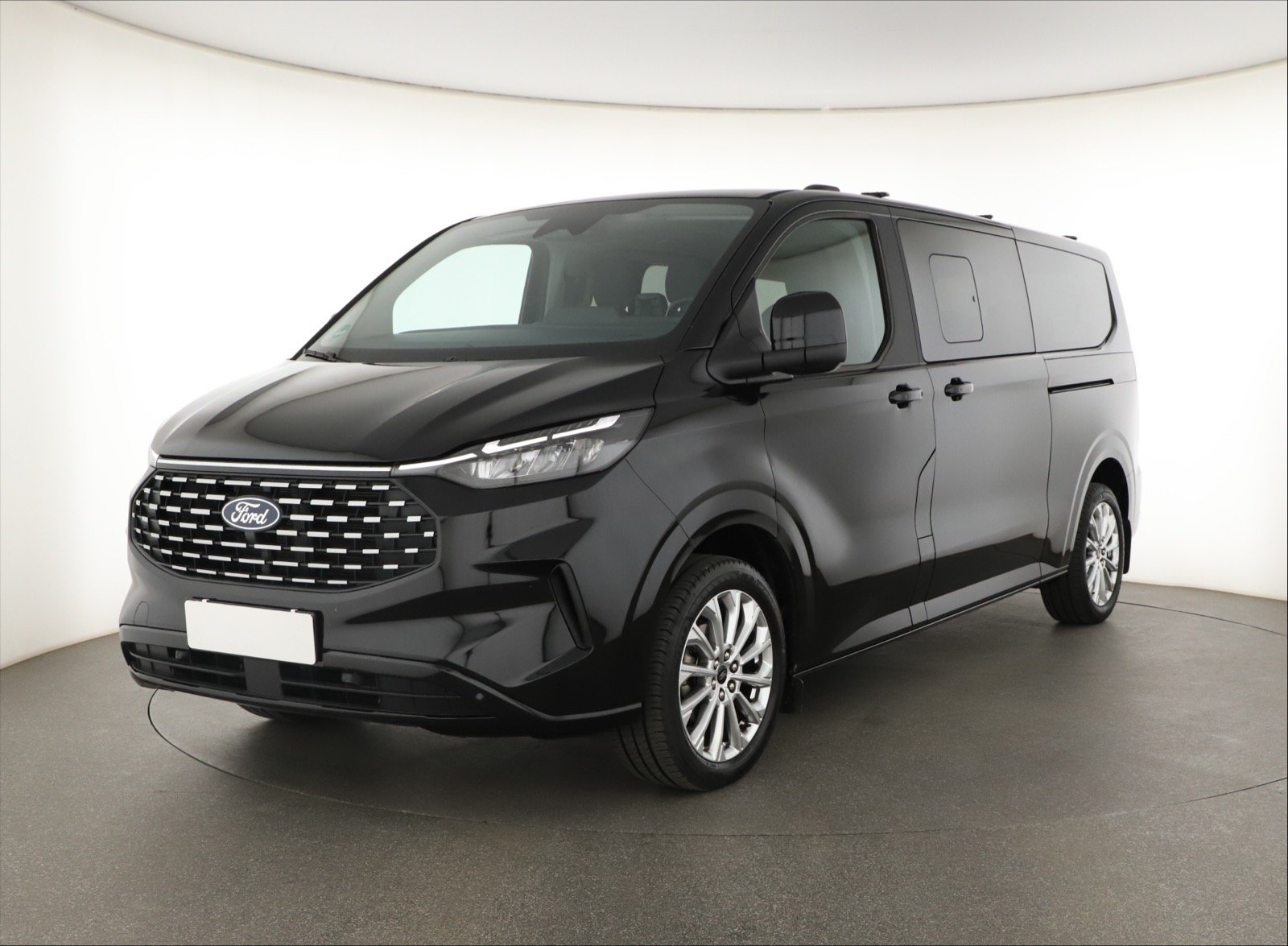 Ford Tourneo Custom - 2024