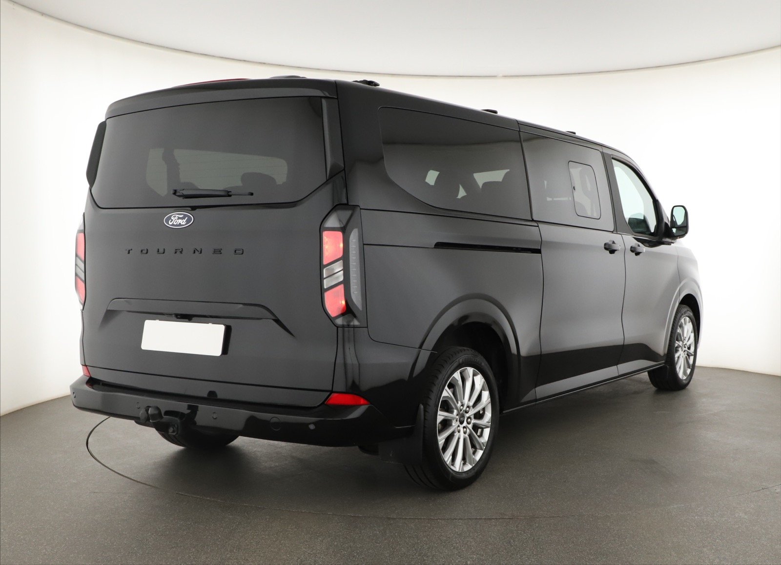 Ford Tourneo Custom - 2024