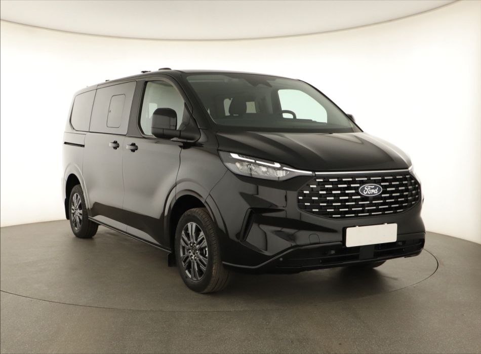 Ford Tourneo Custom - 2025