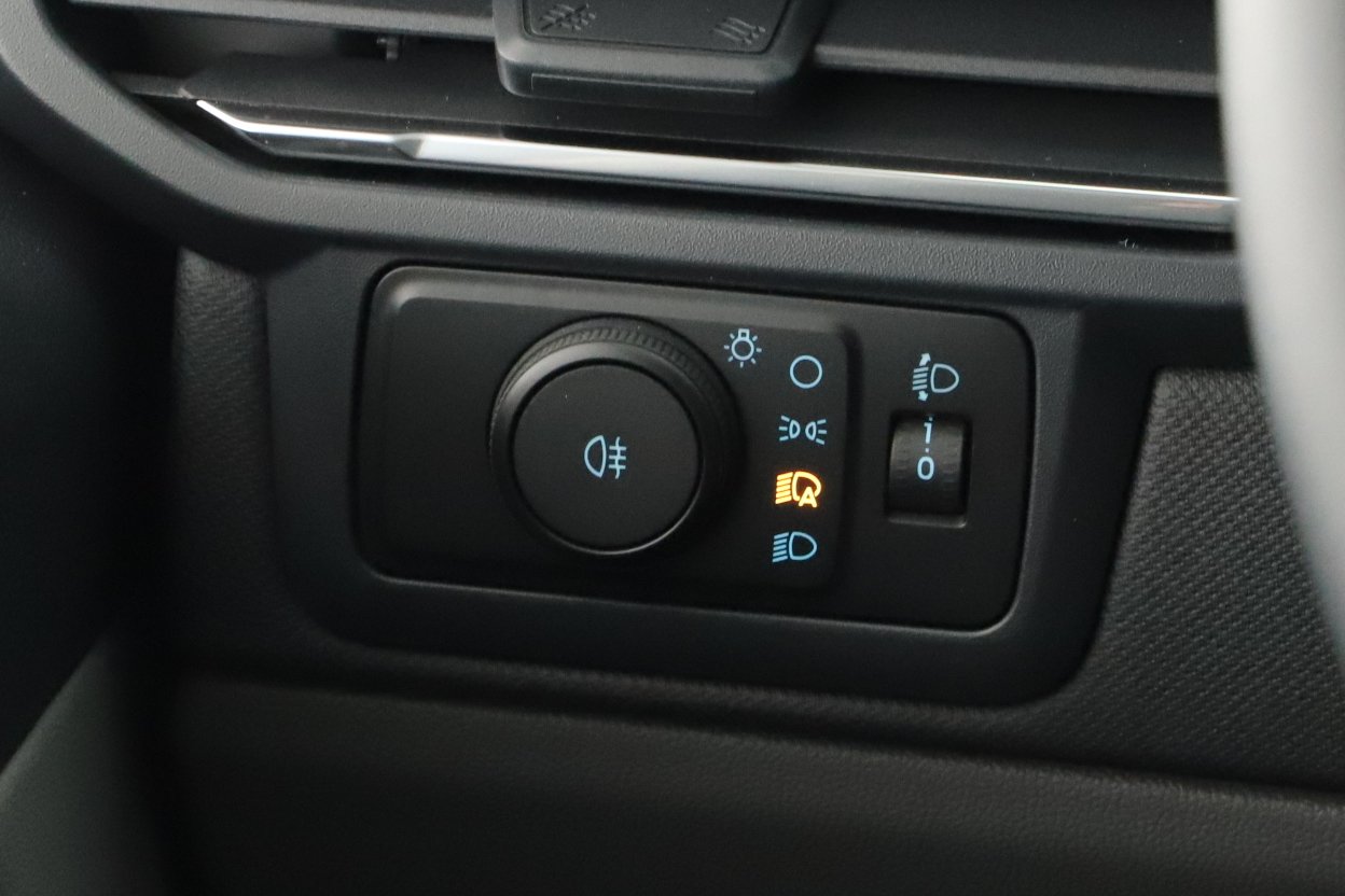 Ford Tourneo Custom - 2025