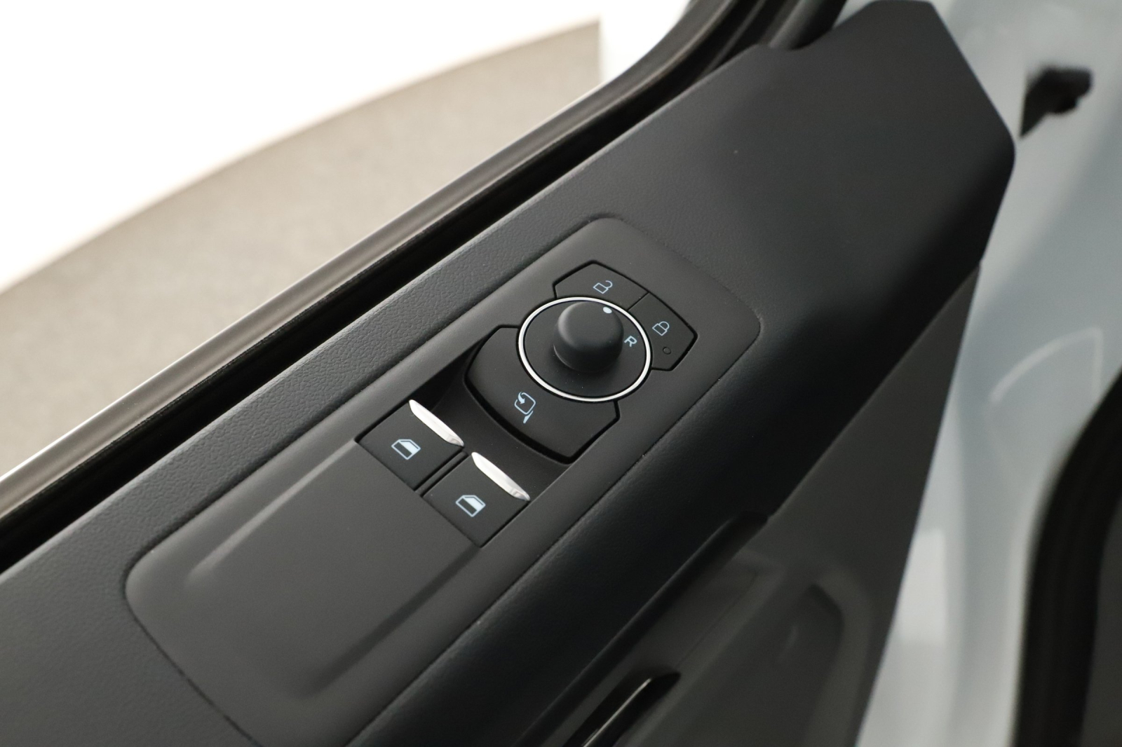 Ford Tourneo Custom - 2024