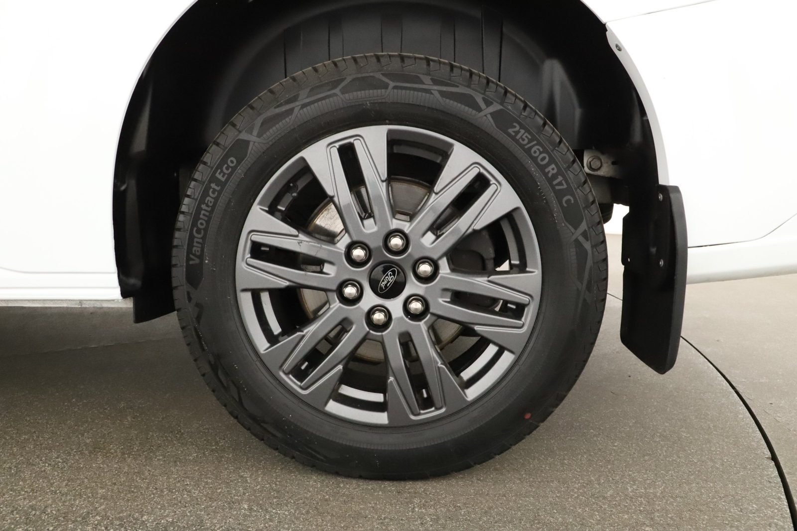 Ford Tourneo Custom - 2024