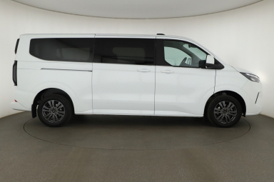 Ford Tourneo Custom - 2024