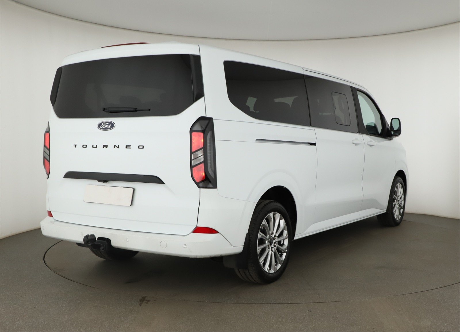 Ford Tourneo Custom - 2024
