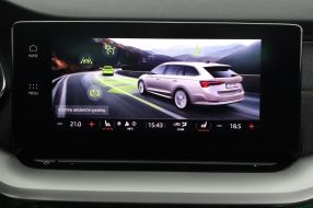 Škoda Octavia - 2023