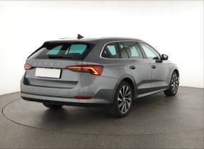 Škoda Octavia - 2023
