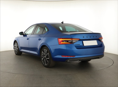 Škoda Superb - 2024