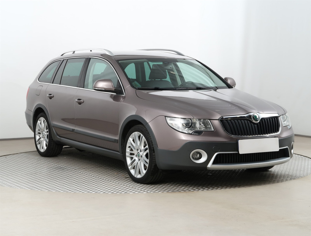 Škoda Superb, 2012, 2.0 TDI, 103kW, 4x4