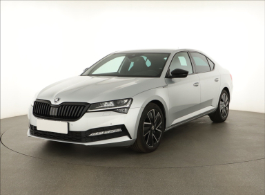 Škoda Superb - 2024