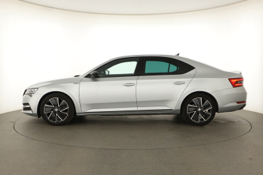 Škoda Superb - 2024