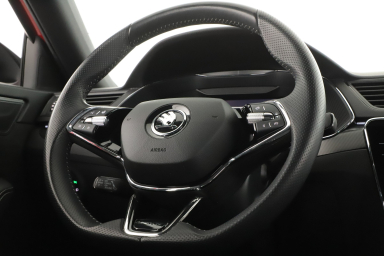 Škoda Superb - 2024
