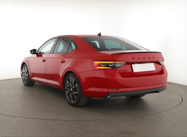 Škoda Superb - 2024