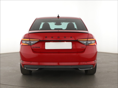 Škoda Superb - 2024