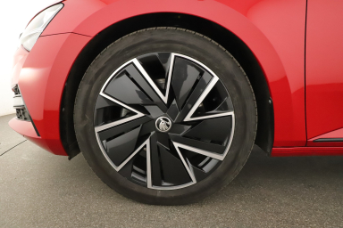 Škoda Superb - 2024