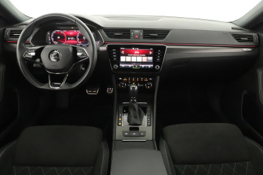 Škoda Superb - 2024