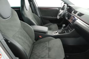 Škoda Superb - 2024