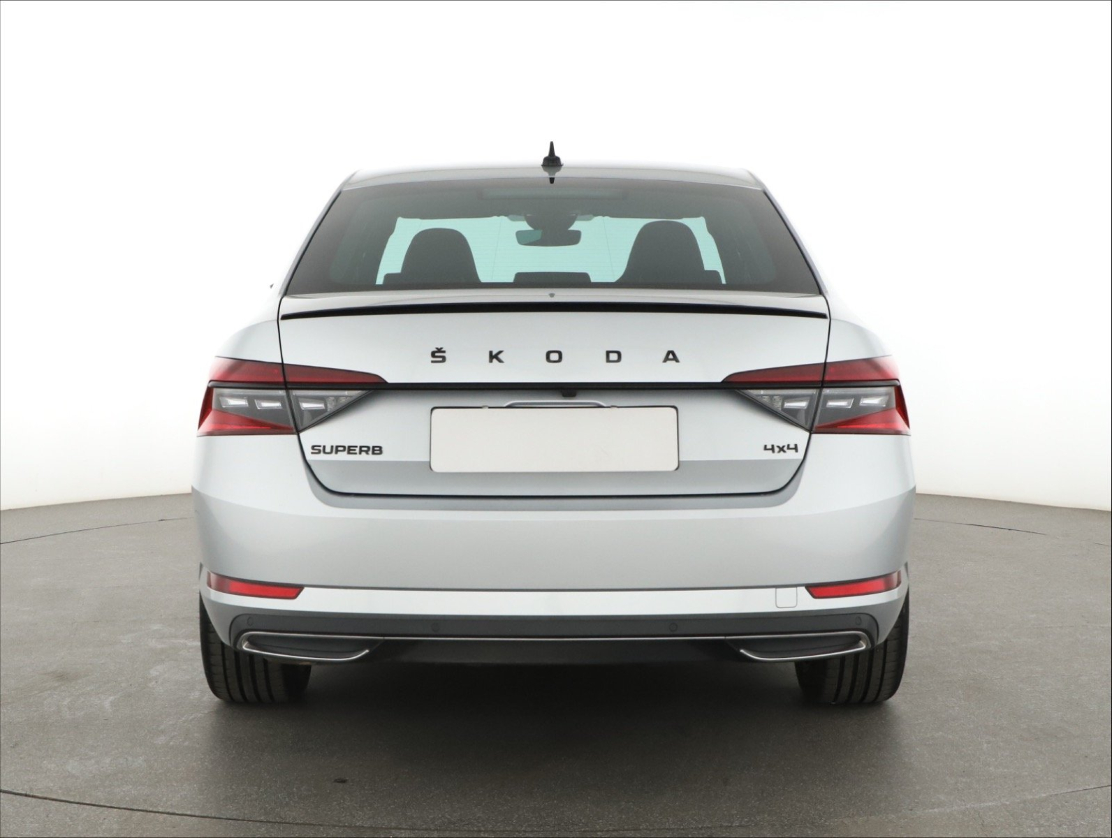 Škoda Superb - 2024