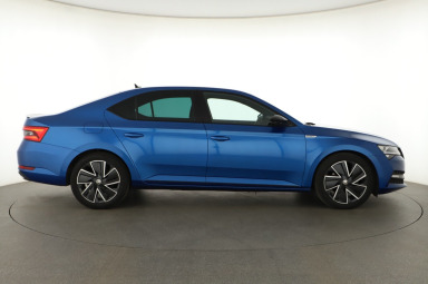 Škoda Superb - 2024