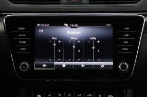 Škoda Superb - 2024