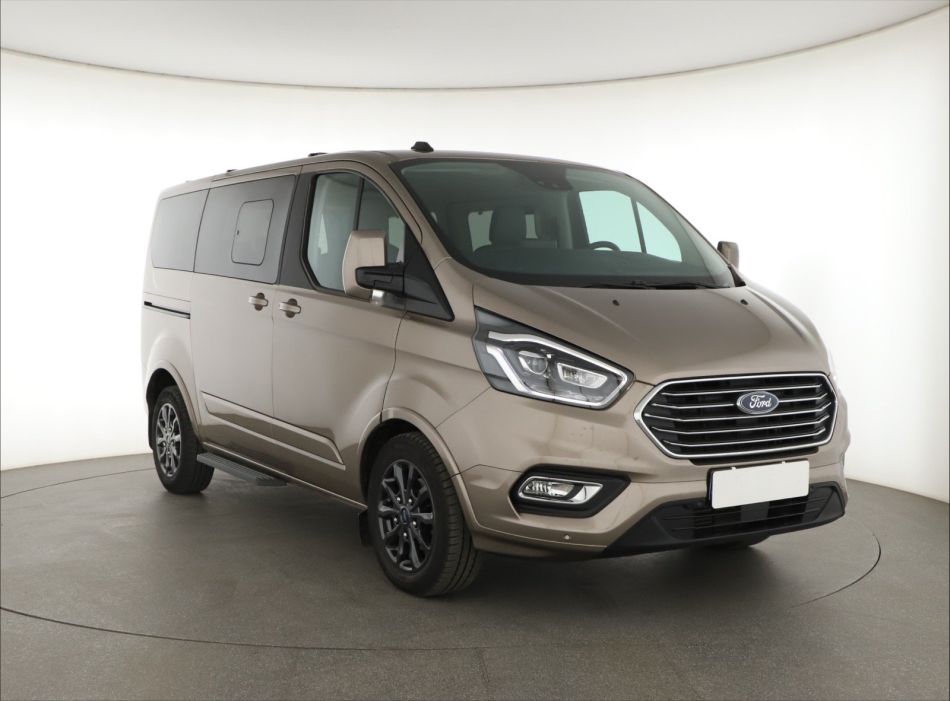 Ford Tourneo Custom - 2023
