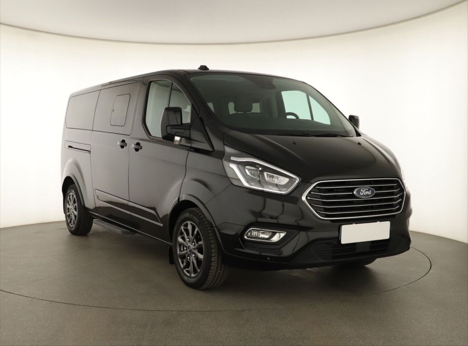 Ford Tourneo Custom - 2023