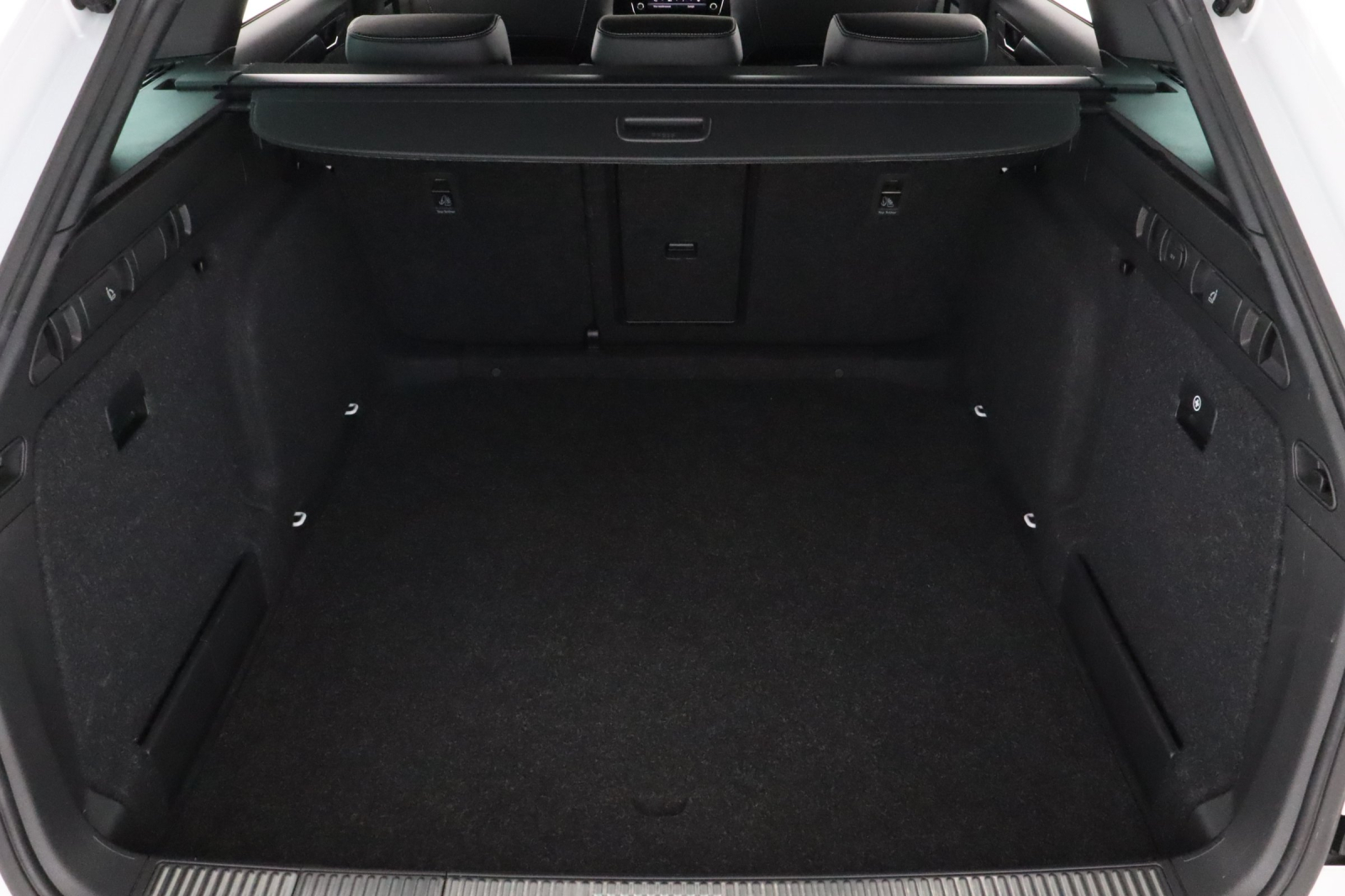 Škoda Superb - 2024
