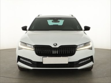 Škoda Superb - 2024